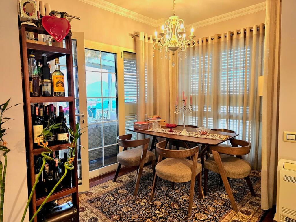 Luxury penthouse for sale in the area of Liqeni i Thate with an open view of the lake  