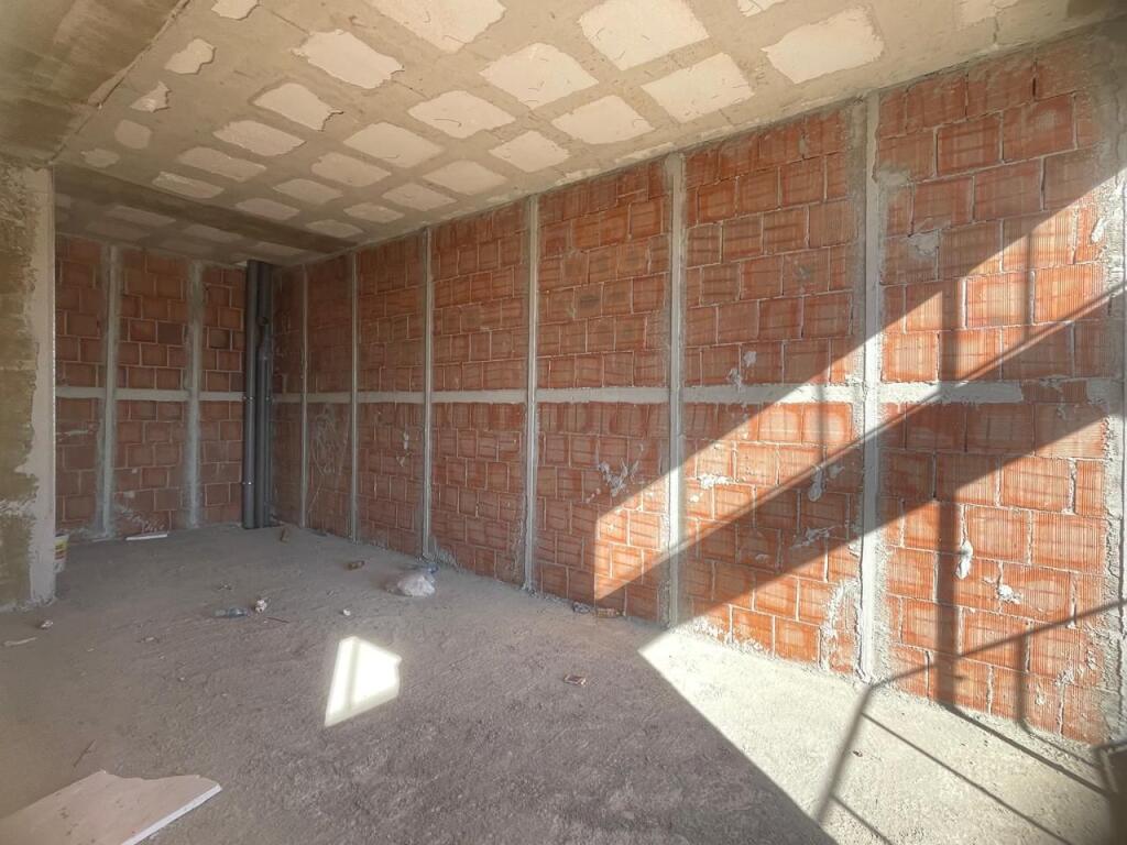 Appartamento 1+1 in vendita a Kamez