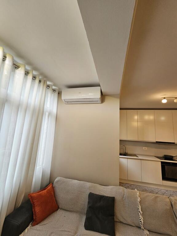 Appartamento 2+1+2 in vendita vicino al Giardino Botanico vicino alla Moschea!