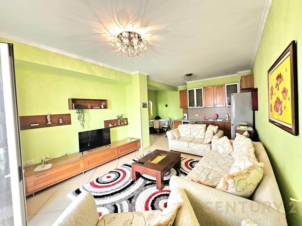 APARTAMENT 2+1 PER QIRA PRANE ZOGUT TE ZI