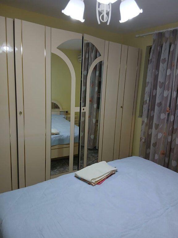 Apartment 2+1 For Rent in Shkolla e Kuqe, Tirana