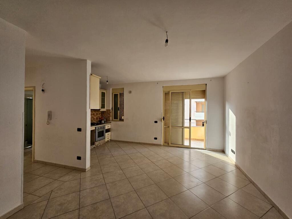 APARTMENT FOR SALE 1+1 VLORE CIPAJVE STREET