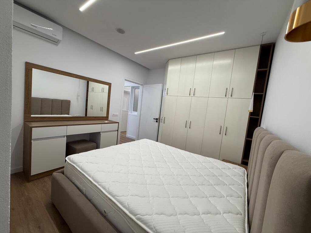 For rent 2+1 apartment in Astir, Rrethi