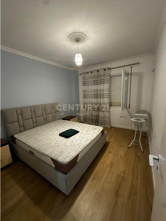 Luxurious apartment 2+1+2+2 parking spaces for rent – near Hotel Radisson, Dry Lake 800 € /Month