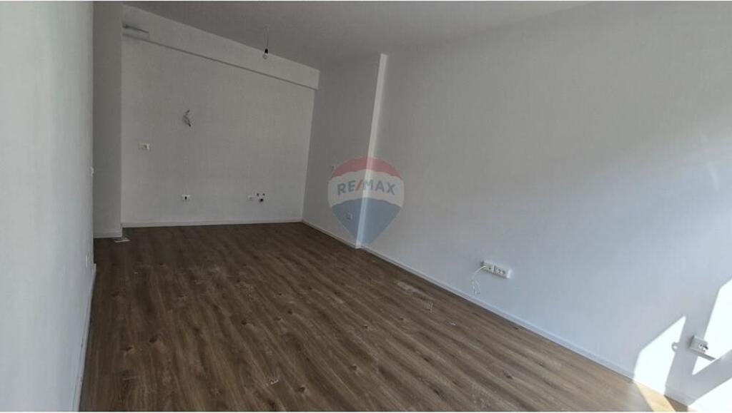 Shitet apartament 1+1 te Rezidenca OxA