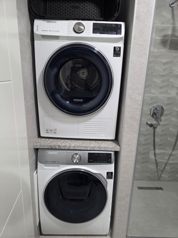 Appartamento 3+1 in vendita – Via Dajti, vicino al Ristorante “2 Luanët”, Tirana