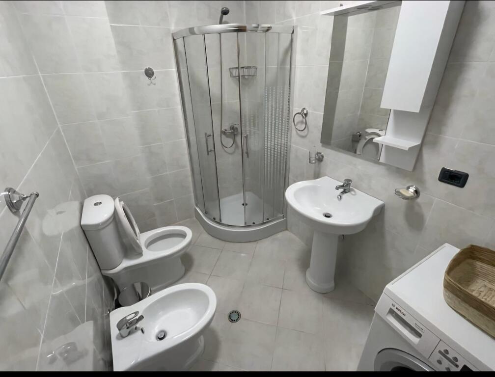 Qera Apartament 1+1 Durres, Plazh