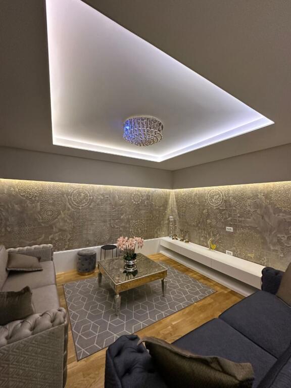 🏡 Apartment 3+1 for sale near Air Albania, Elbasanit Street