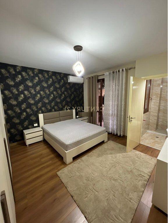 Apartment 2+1+2 for Rent near the Botanical Garden, Tirana