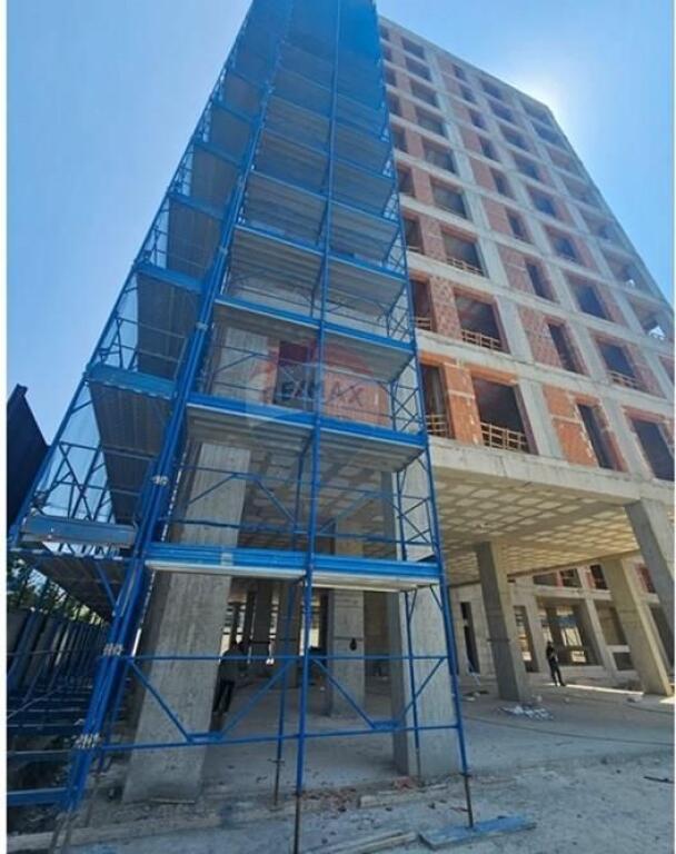 Business Unit for Sale on Boulevard Jeanne d'Arc !