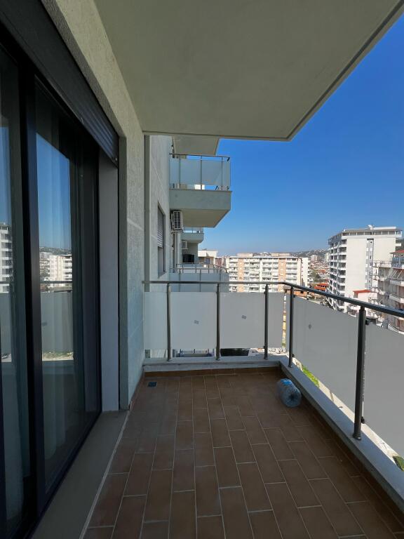 IN AFFITTO, Appartamento 2+1 con Perfetta Vista Mare, Situato a Lungomare!!!