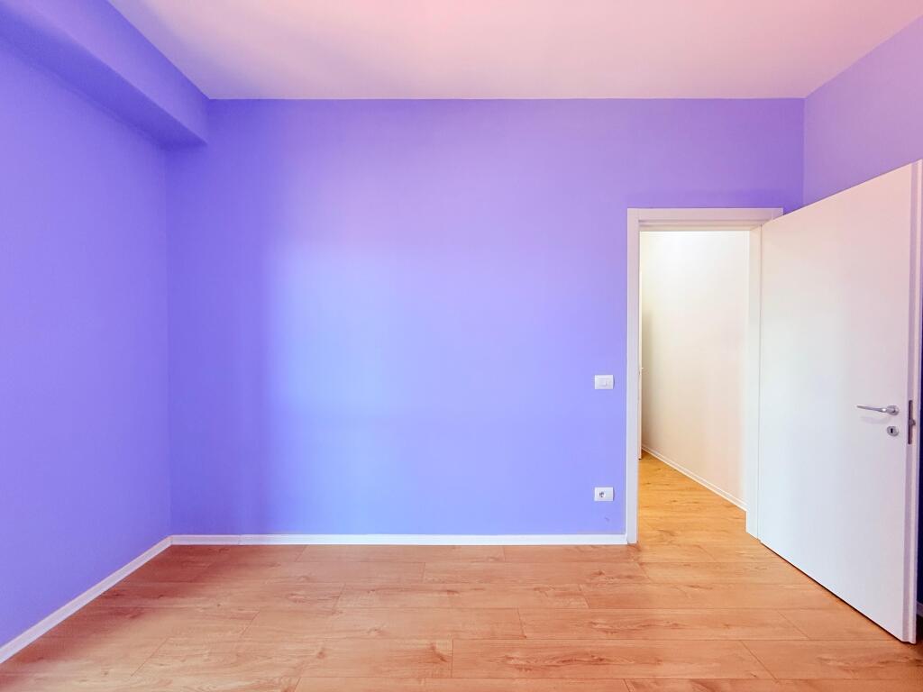 🏢 Ambient Zyre me Qira – Garden Building