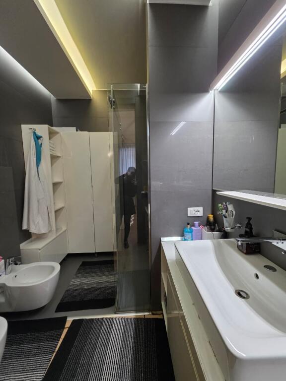 VENDESI APPARTAMENTO 2+1+2 PRESSO IL COMPLESSO KIKA 2, COMUNE DI PARISIT