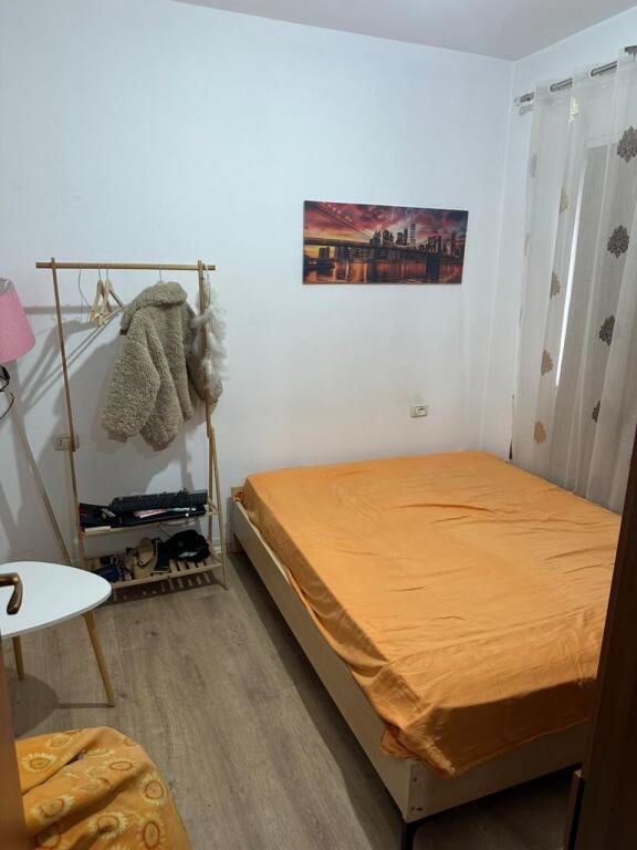 Jepet Me Qera Apartament 2+1+1 Ballkon