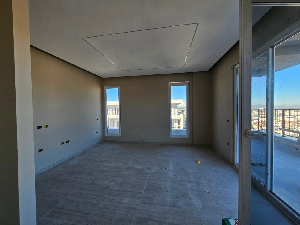 SHITET APARTAMENT 2+1+2 + POST PARKINGU UNIVERSE CITY