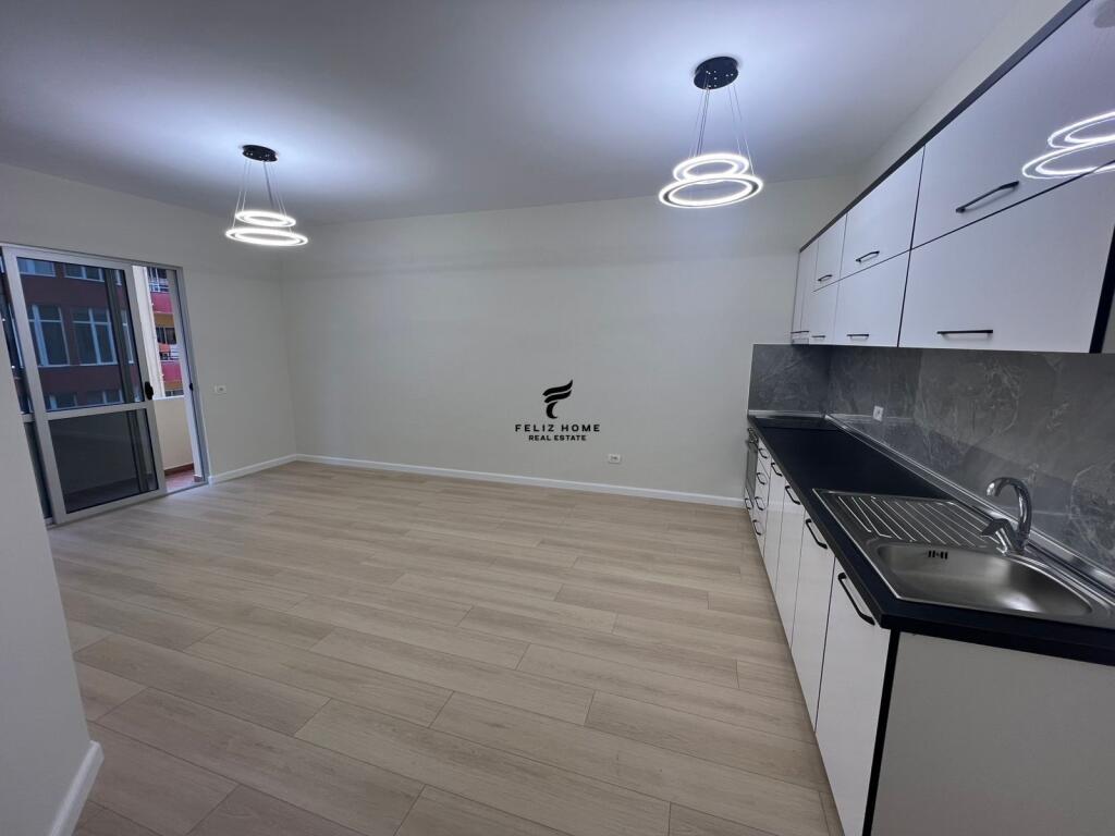 VENDESI APPARTAMENTO 2+1 ASTIR 135.000 EURO