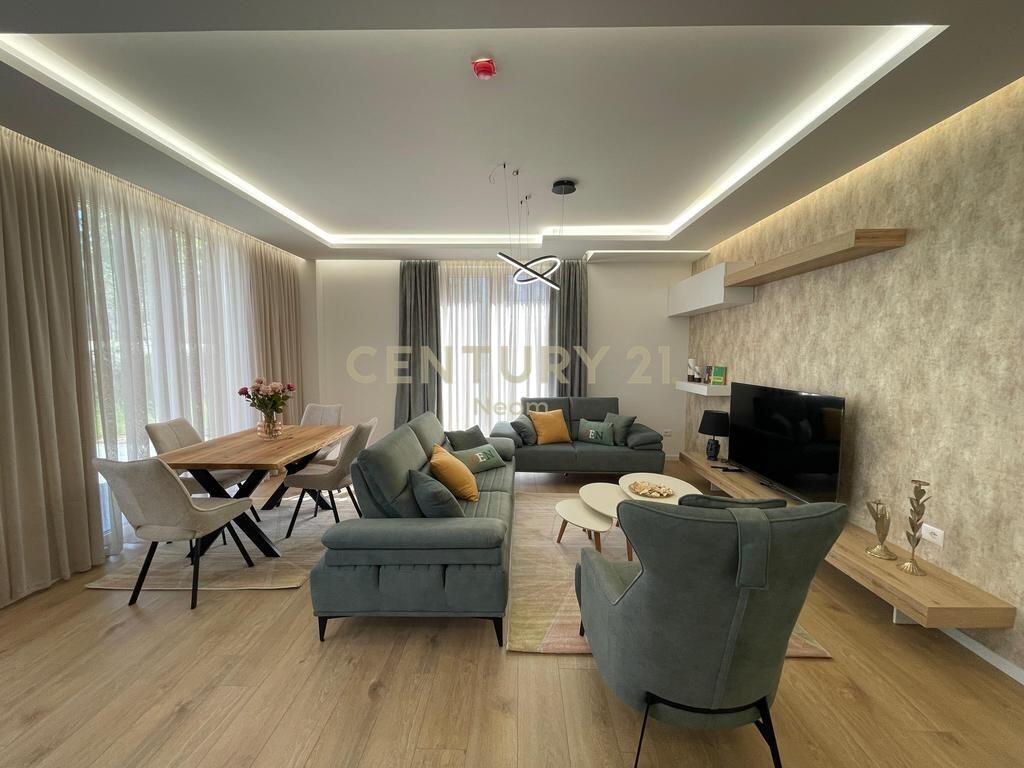 IN AFFITTO, DUPLEX 3+1+3+CORTILE CON 2 POSTI AUTO, FOREST RESIDENCE‼️