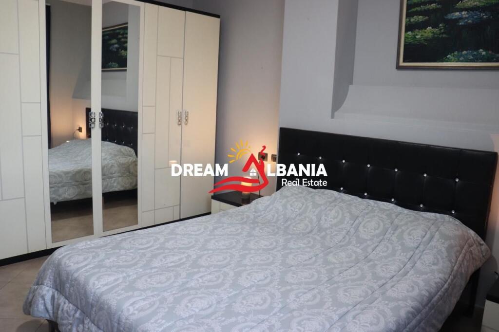 Jepet apartament 3+1 me qera tek Xhamlliku,Tirane ID (42111215)