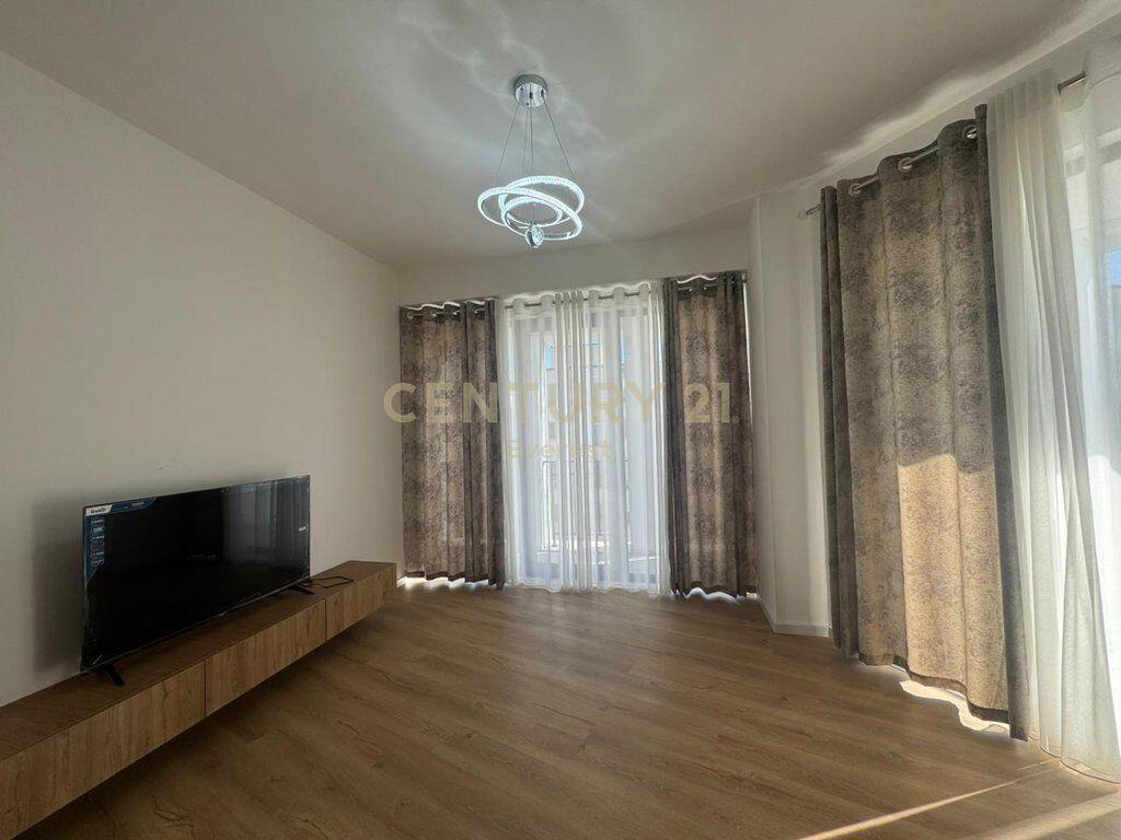 ASTIR, APARTAMENT 2+1+2 PER QIRA 550 € /Muaj