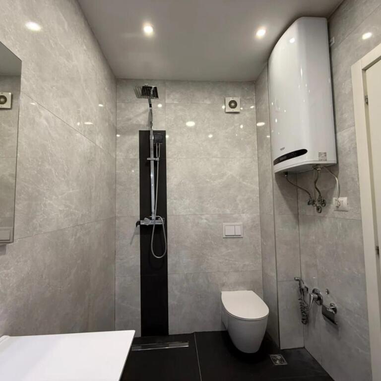 Apartament 1+1 për qira – pranë Stadiumit Dinamo, S