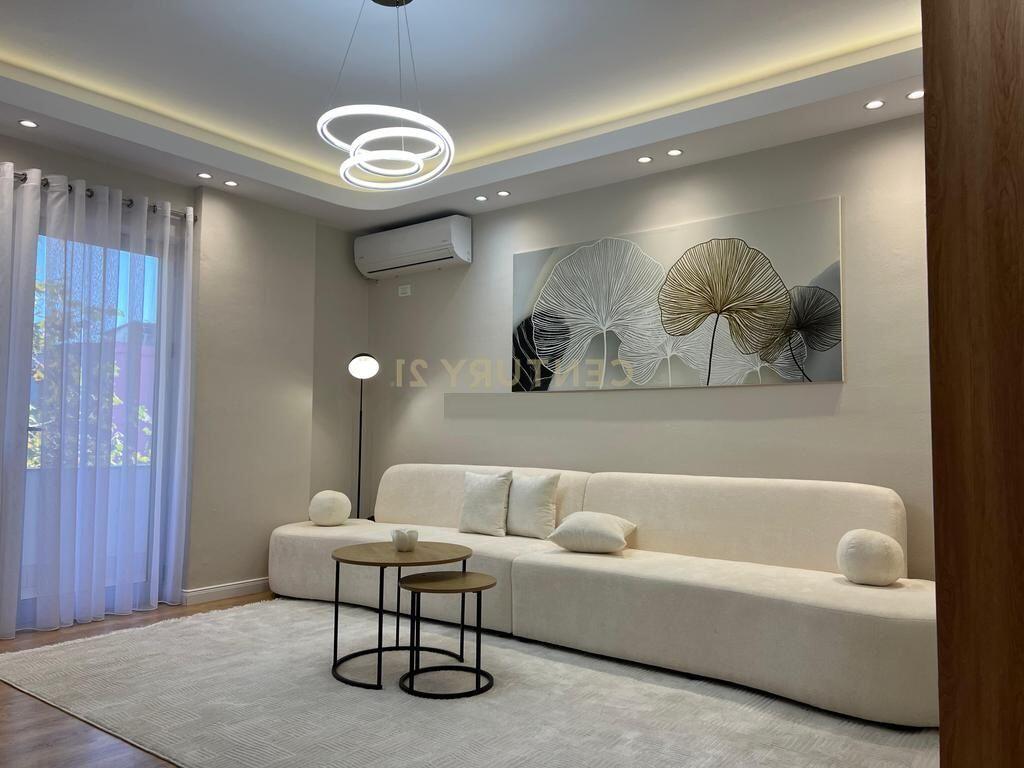 Appartamento 2+1+2 In Vendita ad Astir