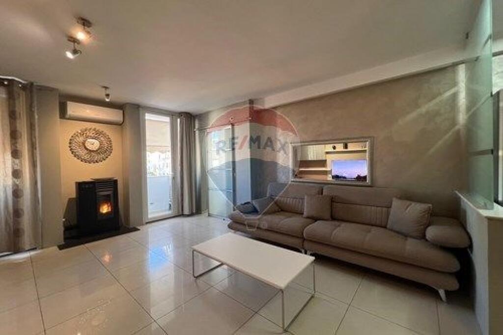 Appartamento - In Affitto - Pazari Ri