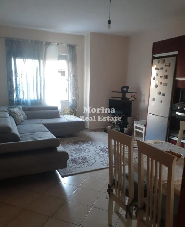 Apartament 2+1, te Misto Mame, Rruga Thoma Koxhaj, 350 euro/muaj