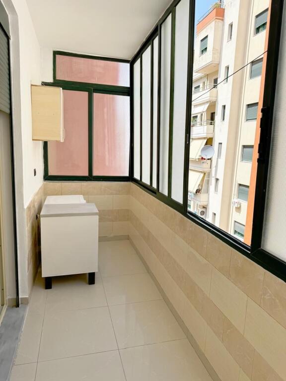 Apartament 2+1+2 me qera ne Vlore