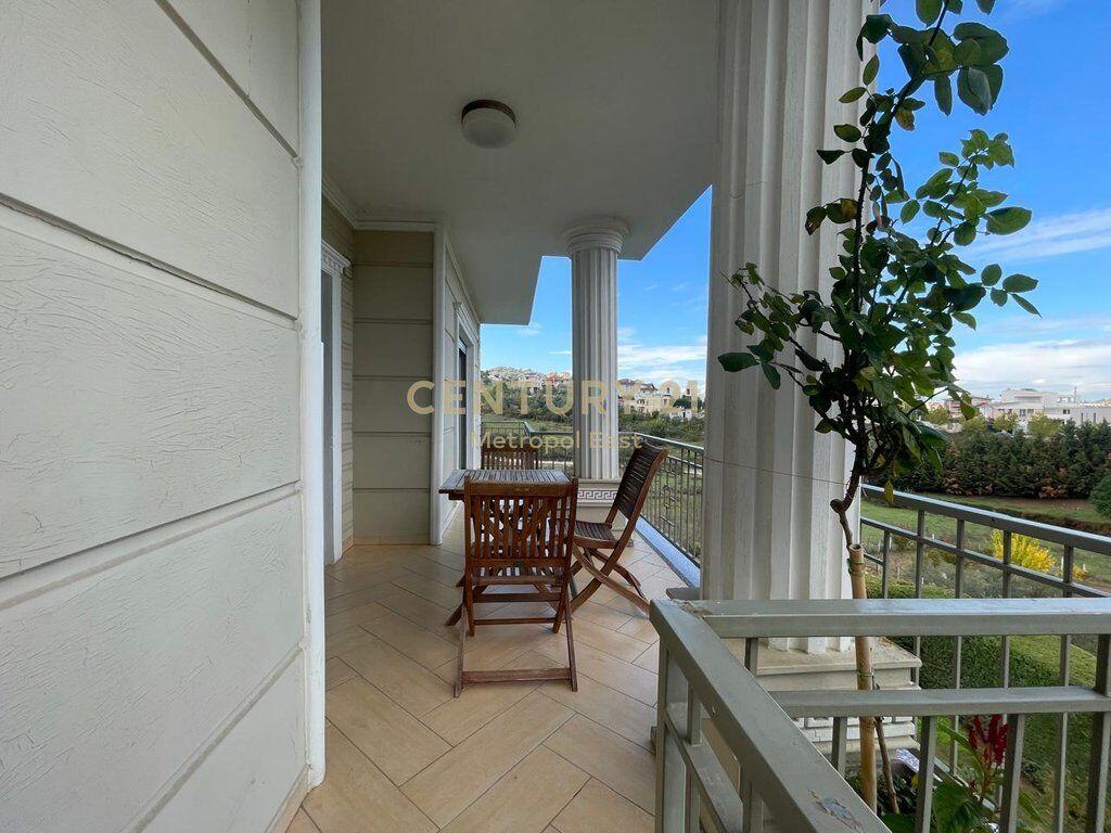 JEPET ME QIRA KATI I TRETE I NJE VILE 4-KATESHE NE MJULL- BATHORE 2min LARG TEG