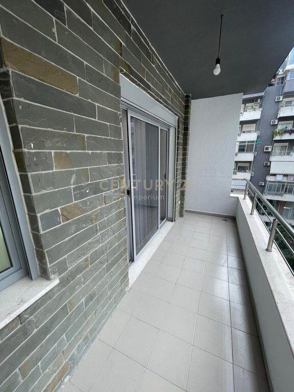 Apartment 2+1+2 for sale in Astir