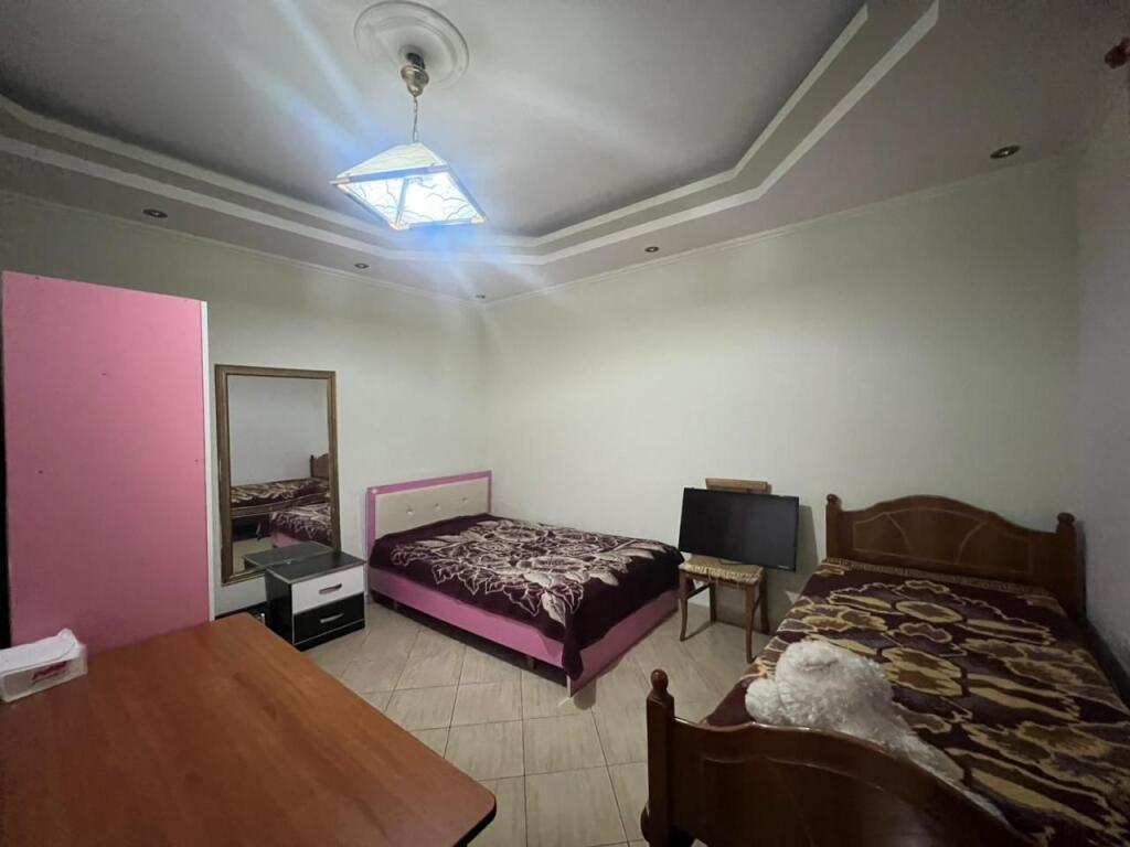 Appartamento duplex in vendita vicino a Petro Nini!
