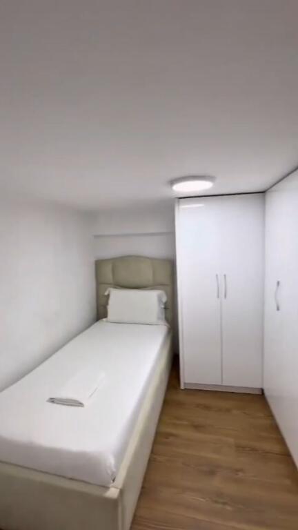 Apartment for sale in the Fresku area, Dalip Topi street