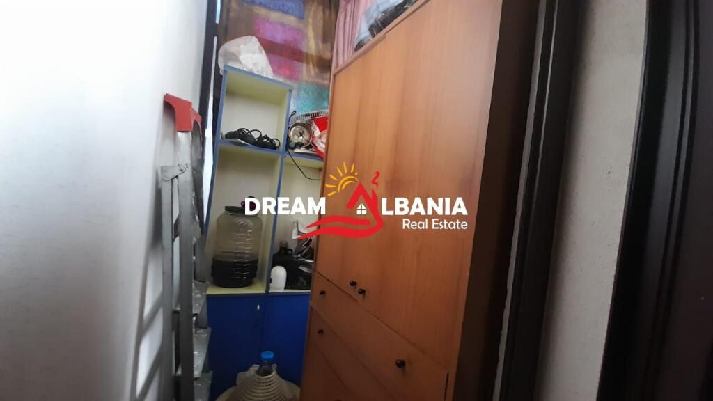 2+1 apartment for sale in the Kodra e Diellit area near Big Market (ID 4121899).