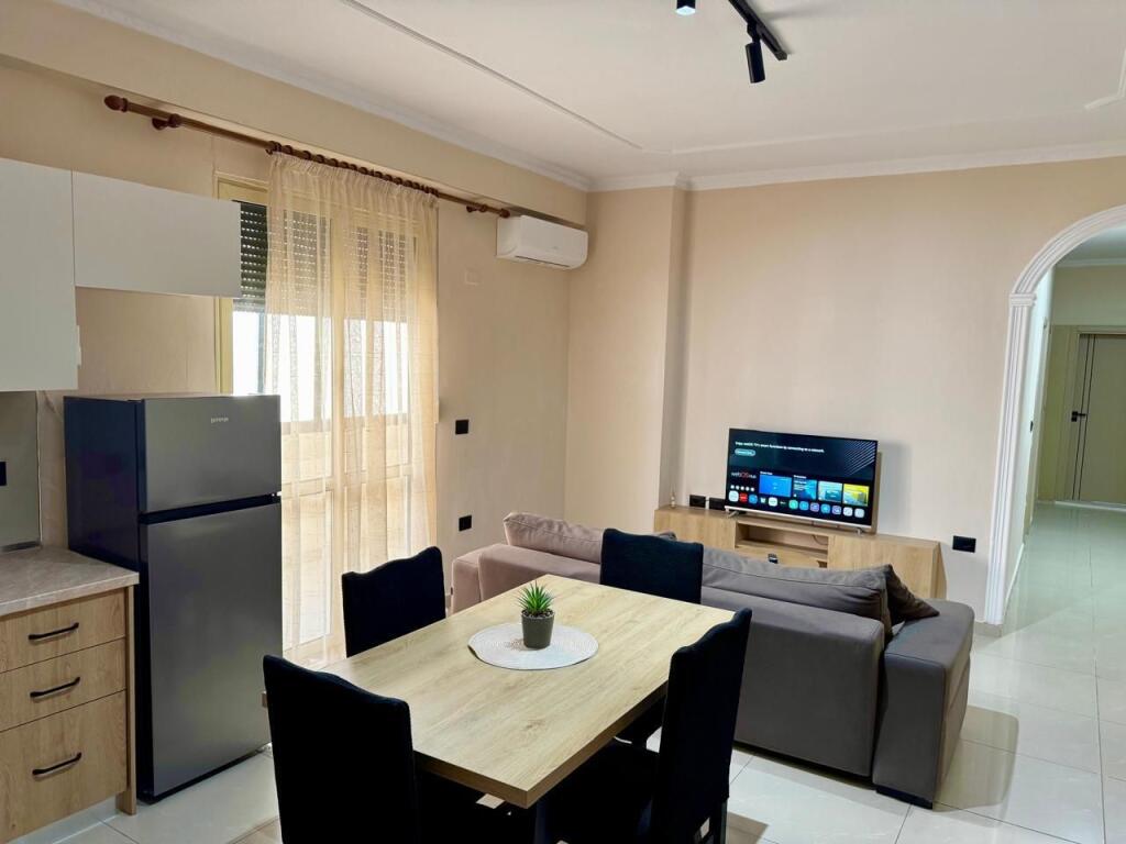 Apartament 2+1+2 me qera ne Vlore