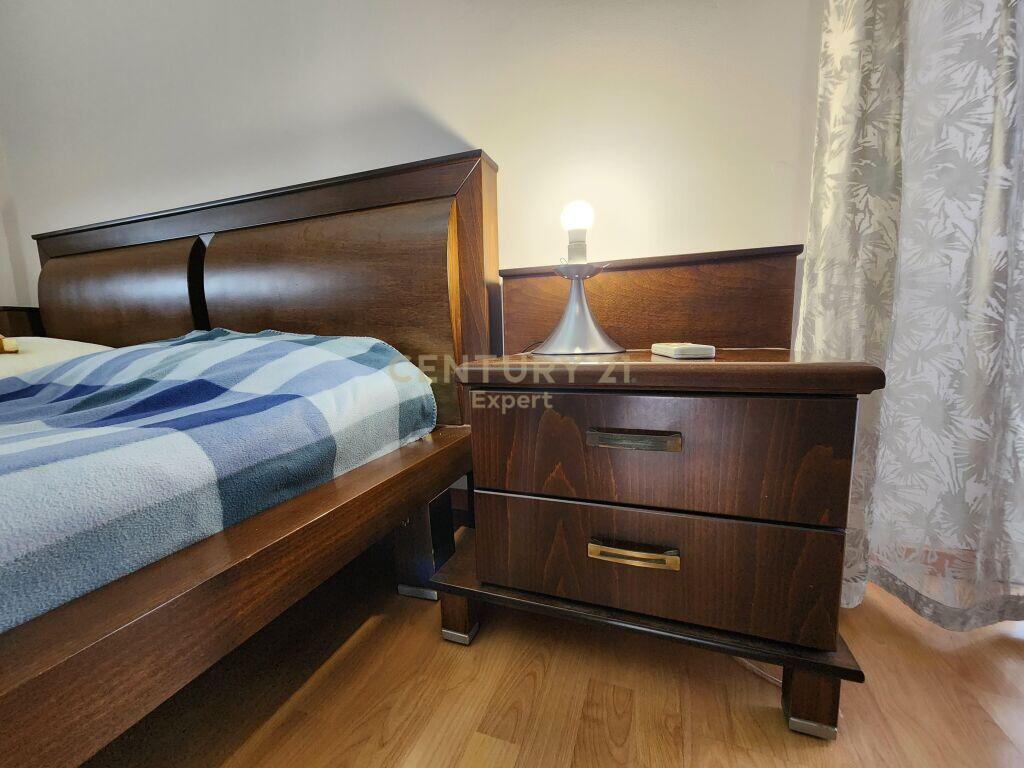 APARTAMENT 2+1+2+2 POSTE PARKIMI PER QIRA TEK ZOGU I ZI !! 1,100 € /Muaj