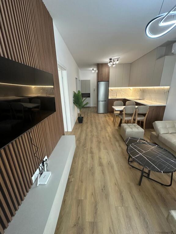 2+1 apartment for rent at Zogu i Zi