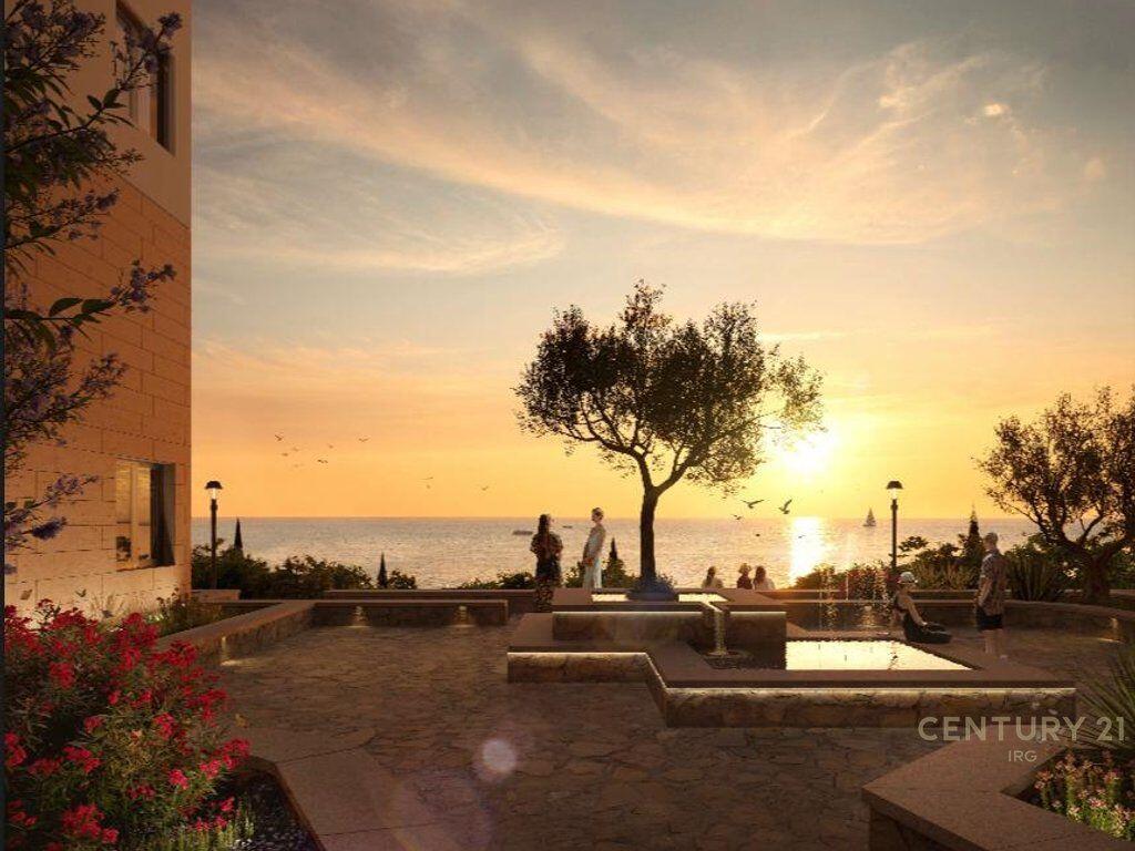 Apartament 2+1 me oborr në Drimadhes – Village Square!