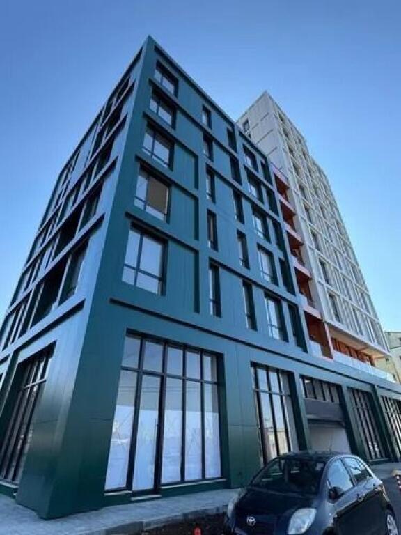 🏢 Jepet me Qira Apartament 3+1 për Zyrë – Bulevardi i Ri, Tiranë