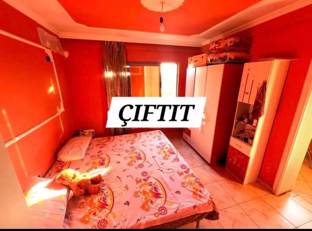 SHITET APARTAMENT 2+1 BLV.BAJRAM CURRI 1.800.000 LEKE