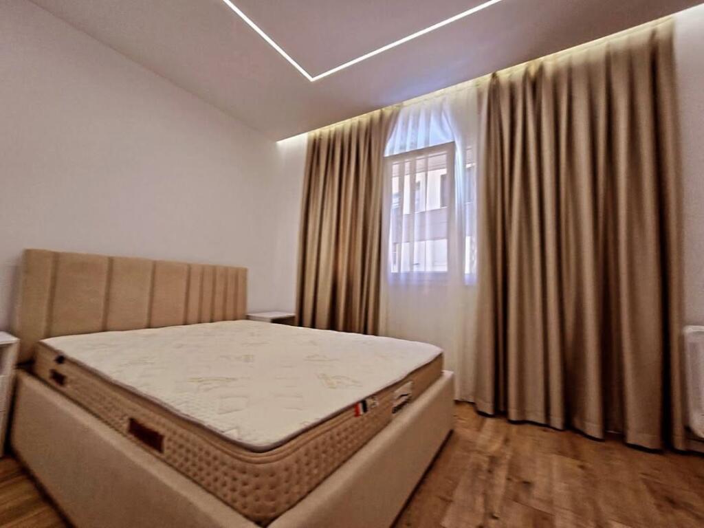 KOPSHTI ZOOLOGJIK 🔺️ Shesim super apartament 🔺️ 2+1+2 tualete me dritare.