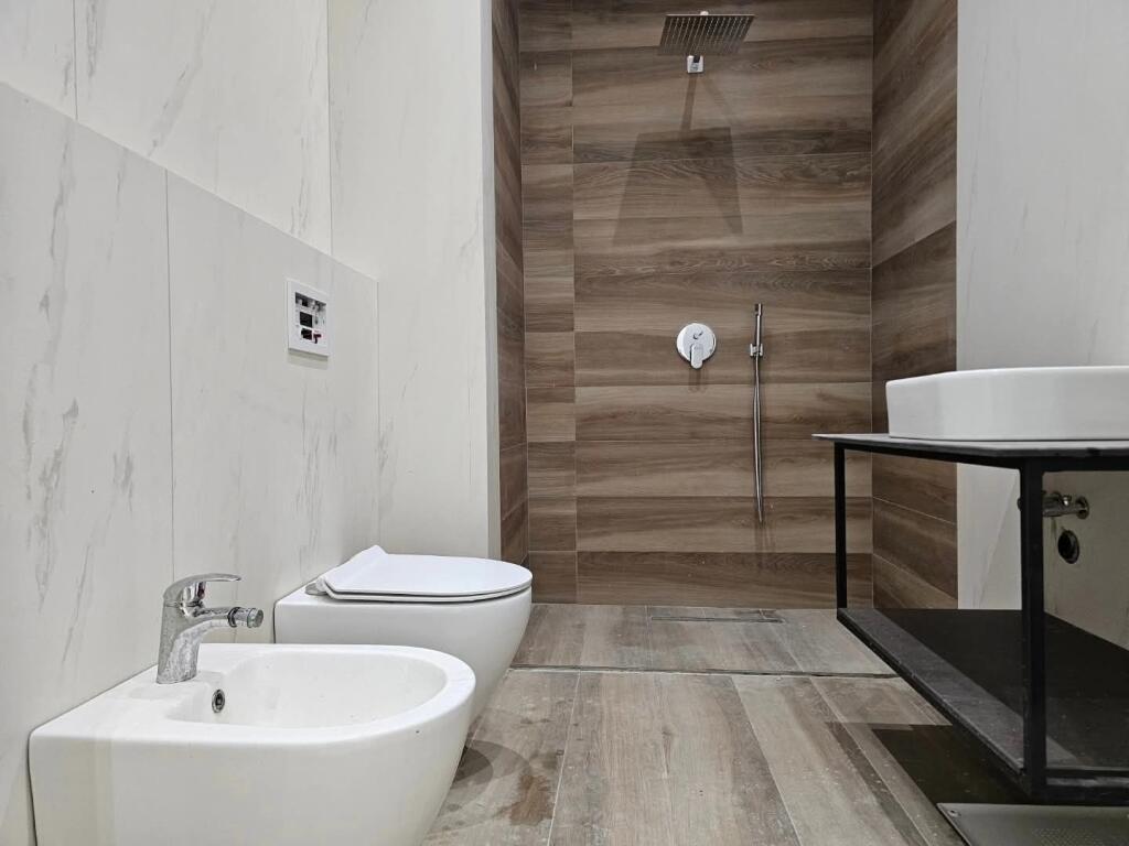 Apartament 2+1+2 dubleks me verande ne shitje