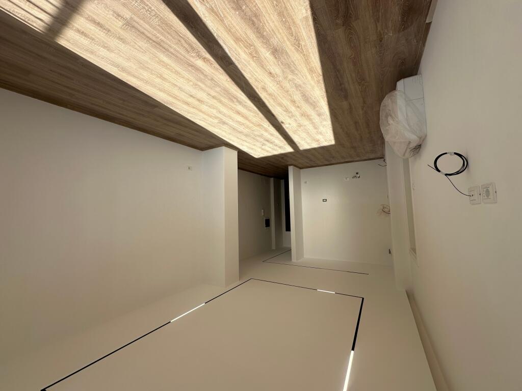 Office for rent at Kika 2