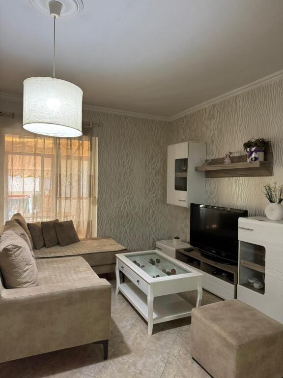 For rent 1+1 furnished lake that Ke furra Peti 499 eu