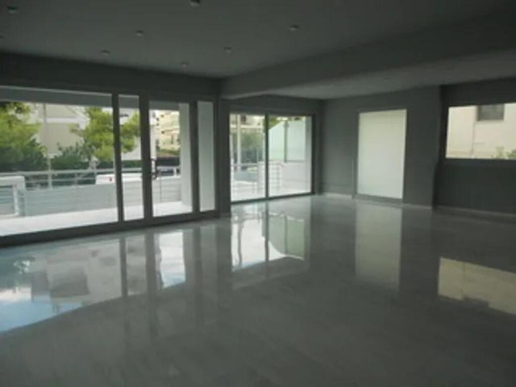 Negozio in Affitto presso il Campo di Aviazione (ID BD21756) Tirana