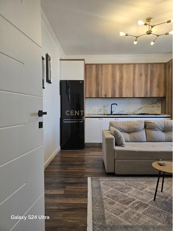 Apartament 1+1 me Qira në Qendër të Durrësit !    470 € /Muaj