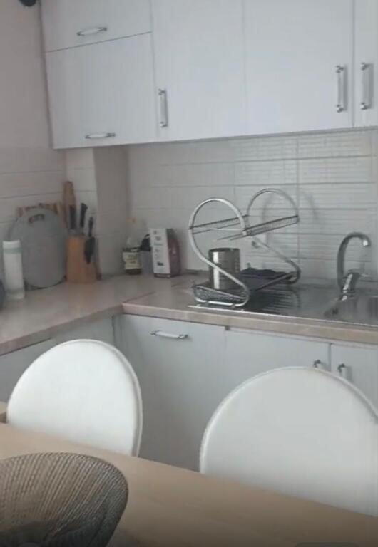 Apartment 1+1 for rent in Fresk.