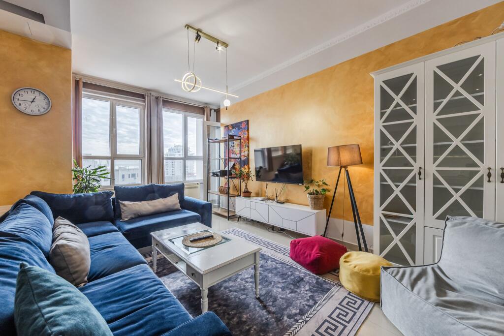 Apartment 2+1+2 For Rent in Durres Center - 750€