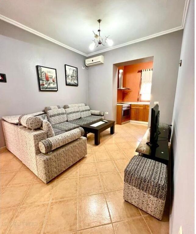 Apartament me qira 1+1, Liqeni Artificial , Garda