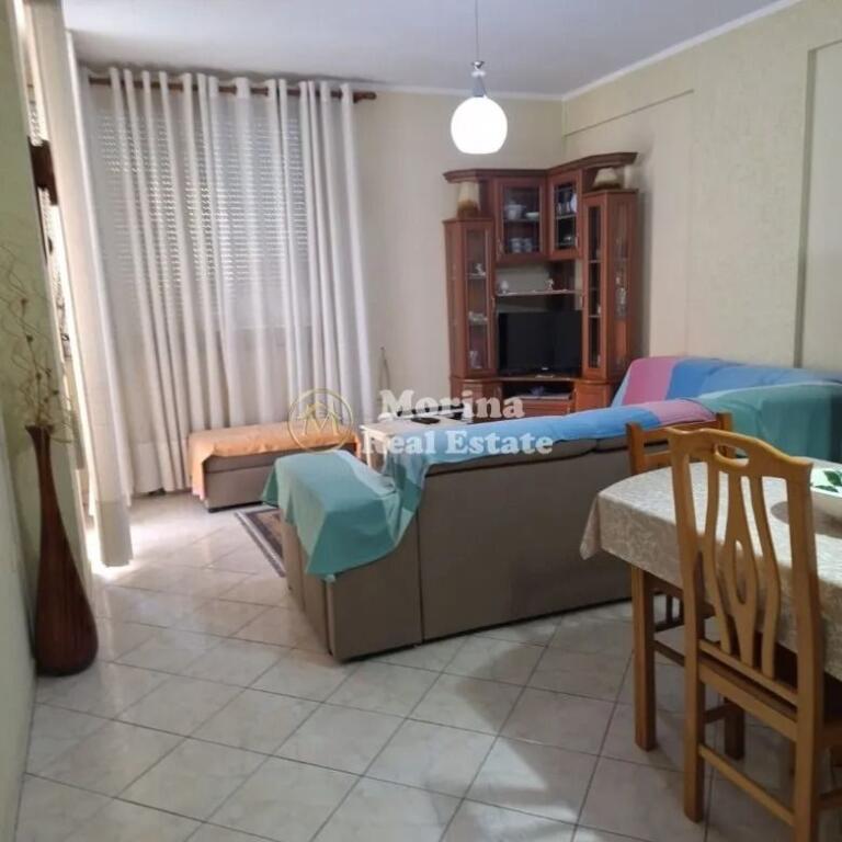 Qera, Apartament 1+1, te Brryli, prane Maternitetit te Ri, 500 euro/muaj