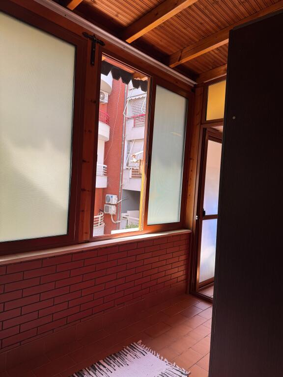 For rent 1+1 furnished lake that Ke furra Peti 499 eu